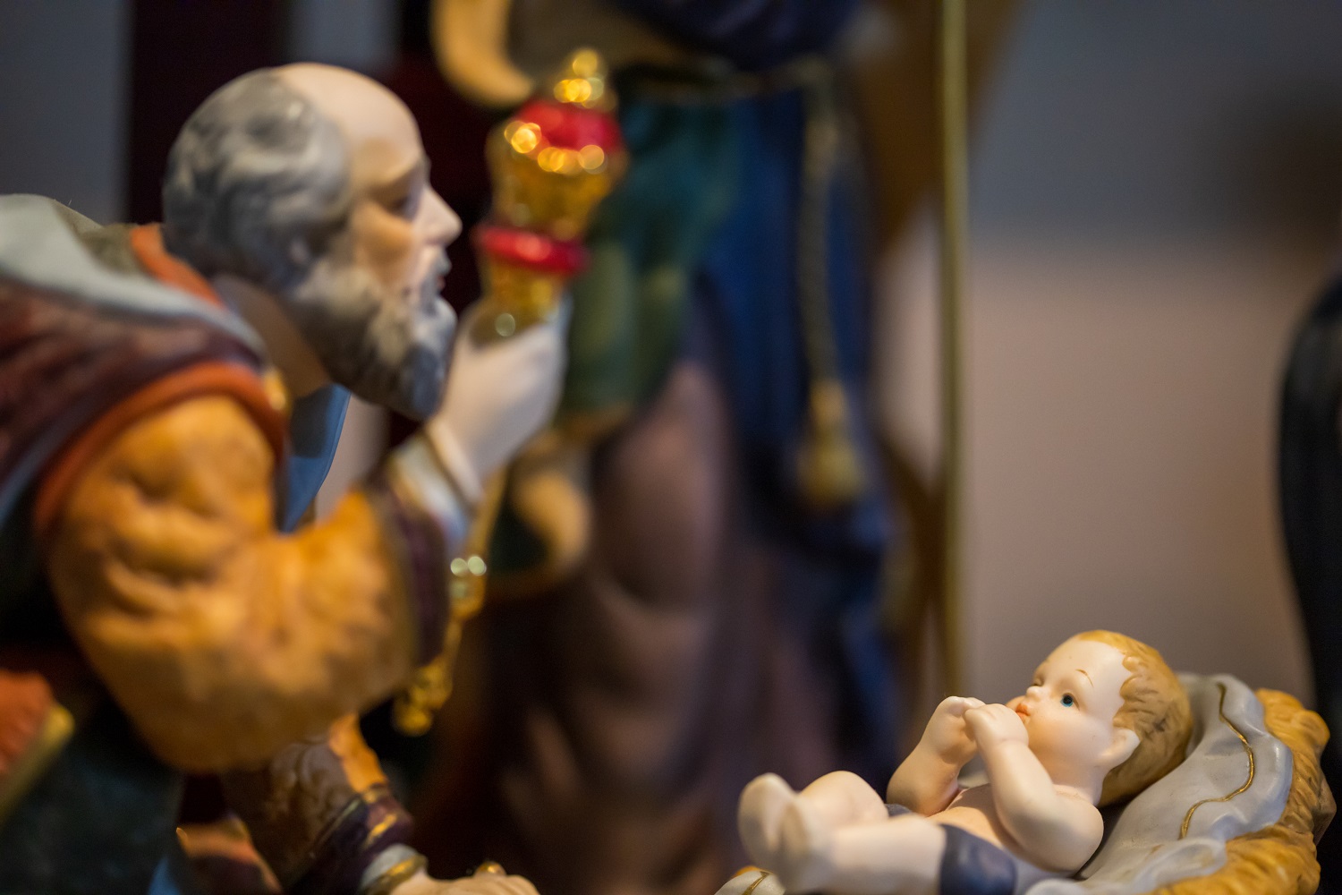 The Intergenerational Implications of Christmas - De Pree Center